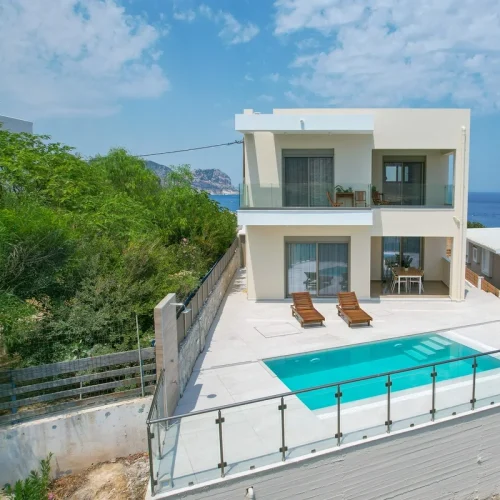 Pava Villa