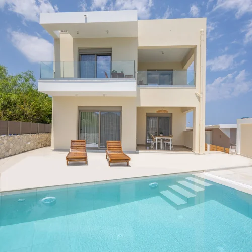 Pava Villa